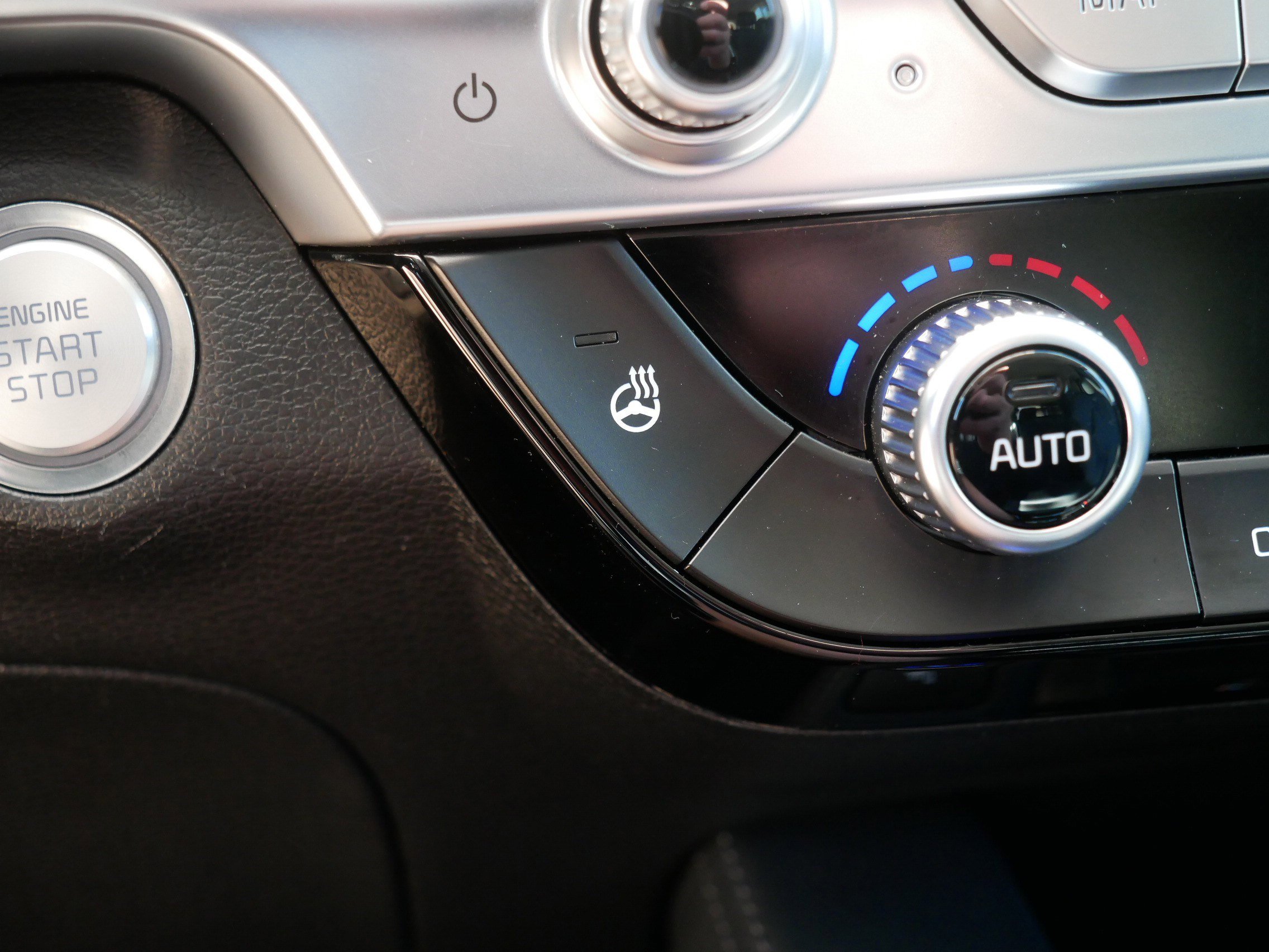 Certified 2020 Kia Telluride EX image 33