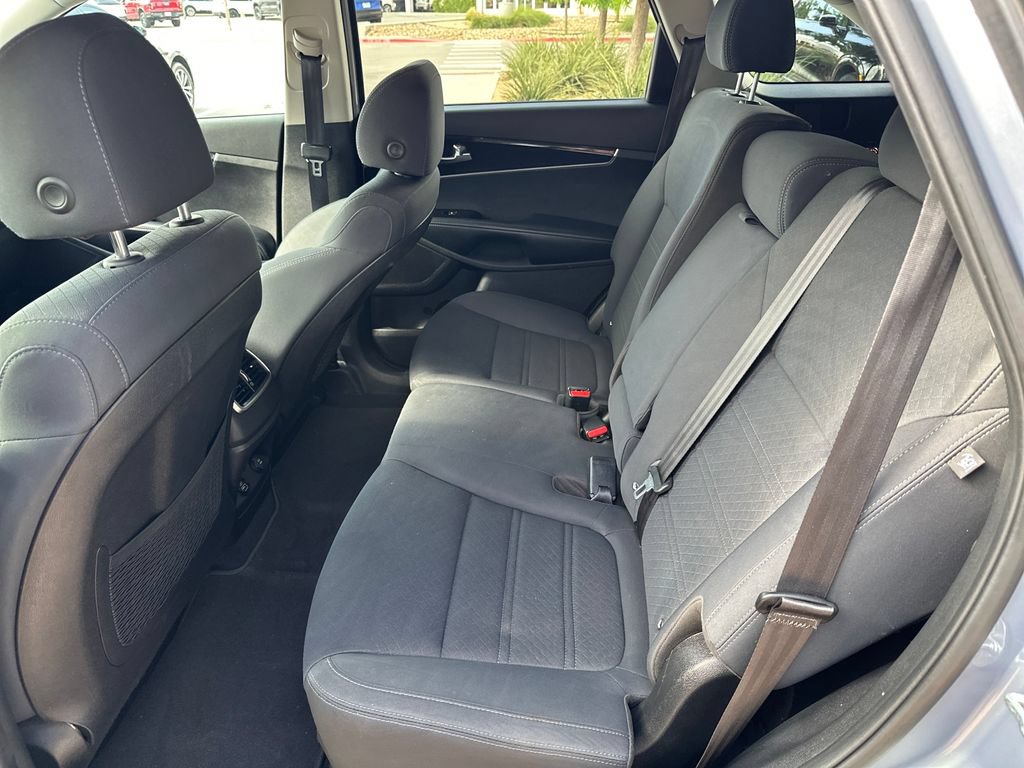 Used 2020 Kia Sorento S AWD/4WD image 33