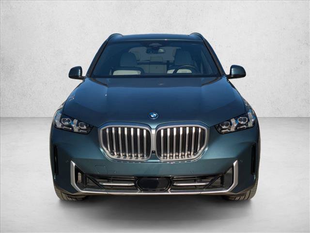 Used 2025 BMW X5 xDrive50e w/ Climate Comfort Package AWD/4WD image 2
