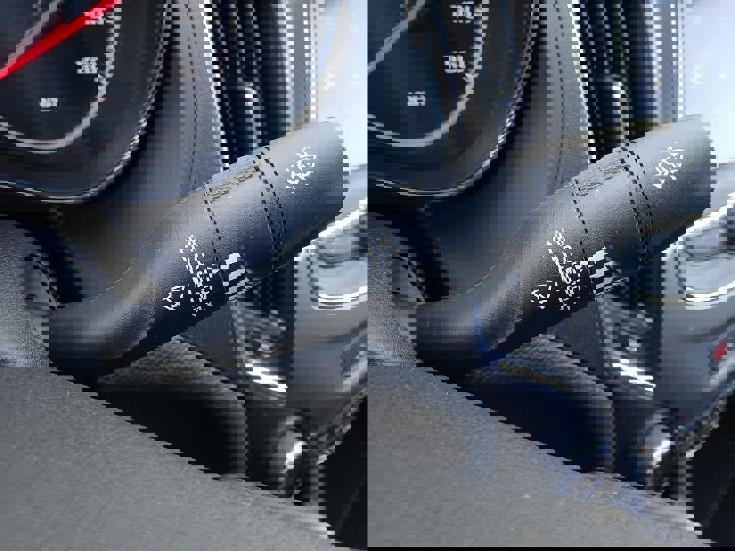 Used 2019 Chevrolet Cruze LT image 26