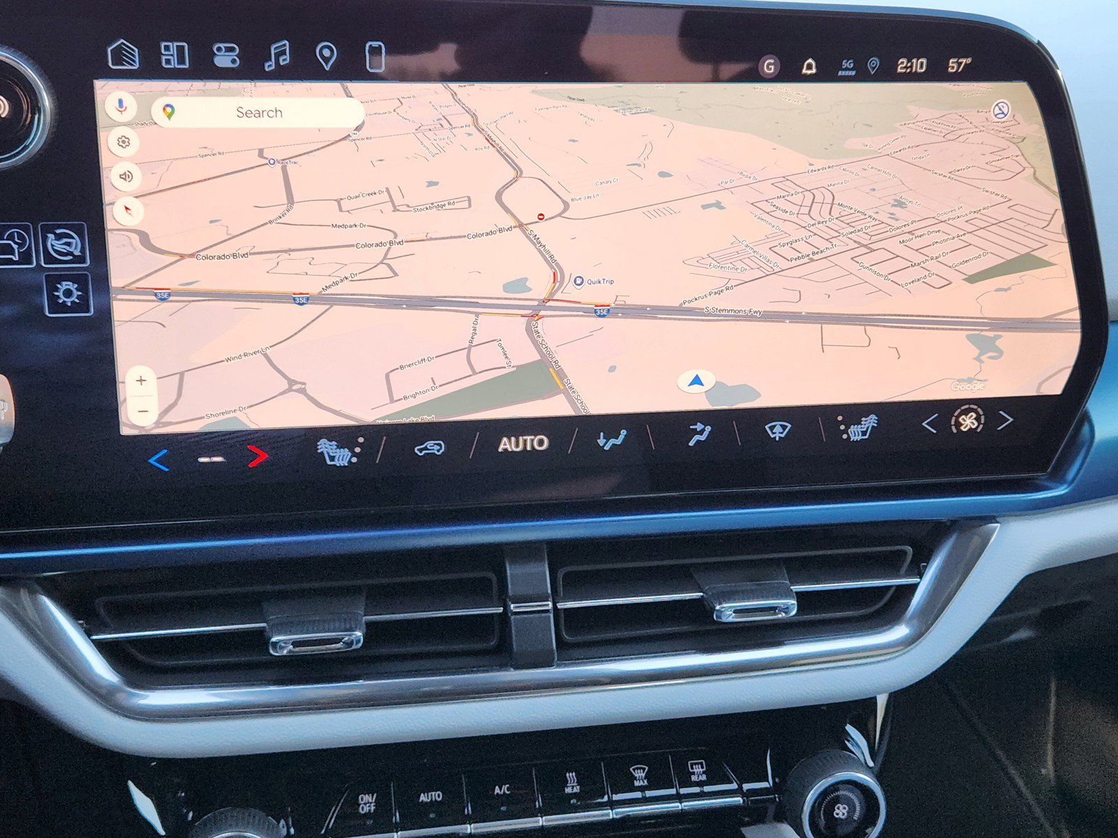 New 2026 Chevrolet Equinox EV LT image 13