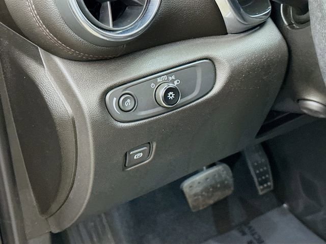 Used 2021 Chevrolet Blazer Premier w/ Driver Confidence II Package image 12