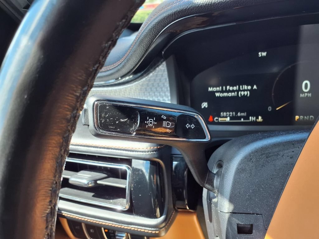 Certified 2023 Lincoln Aviator Black Label w/ Class IV Trailer Tow Package AWD/4WD image 20