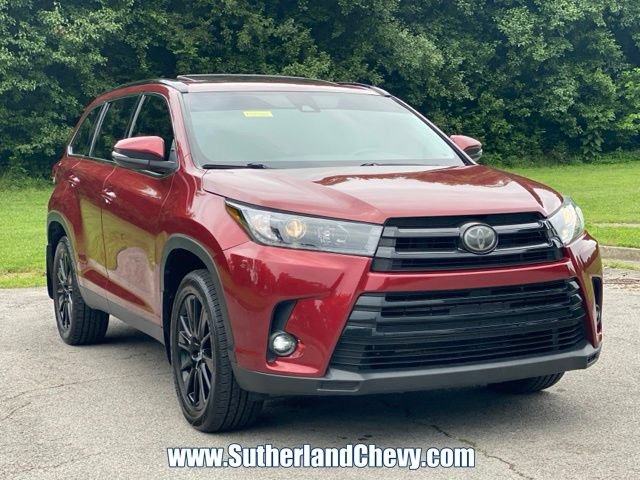 Used 2019 Toyota Highlander SE FWD image 9