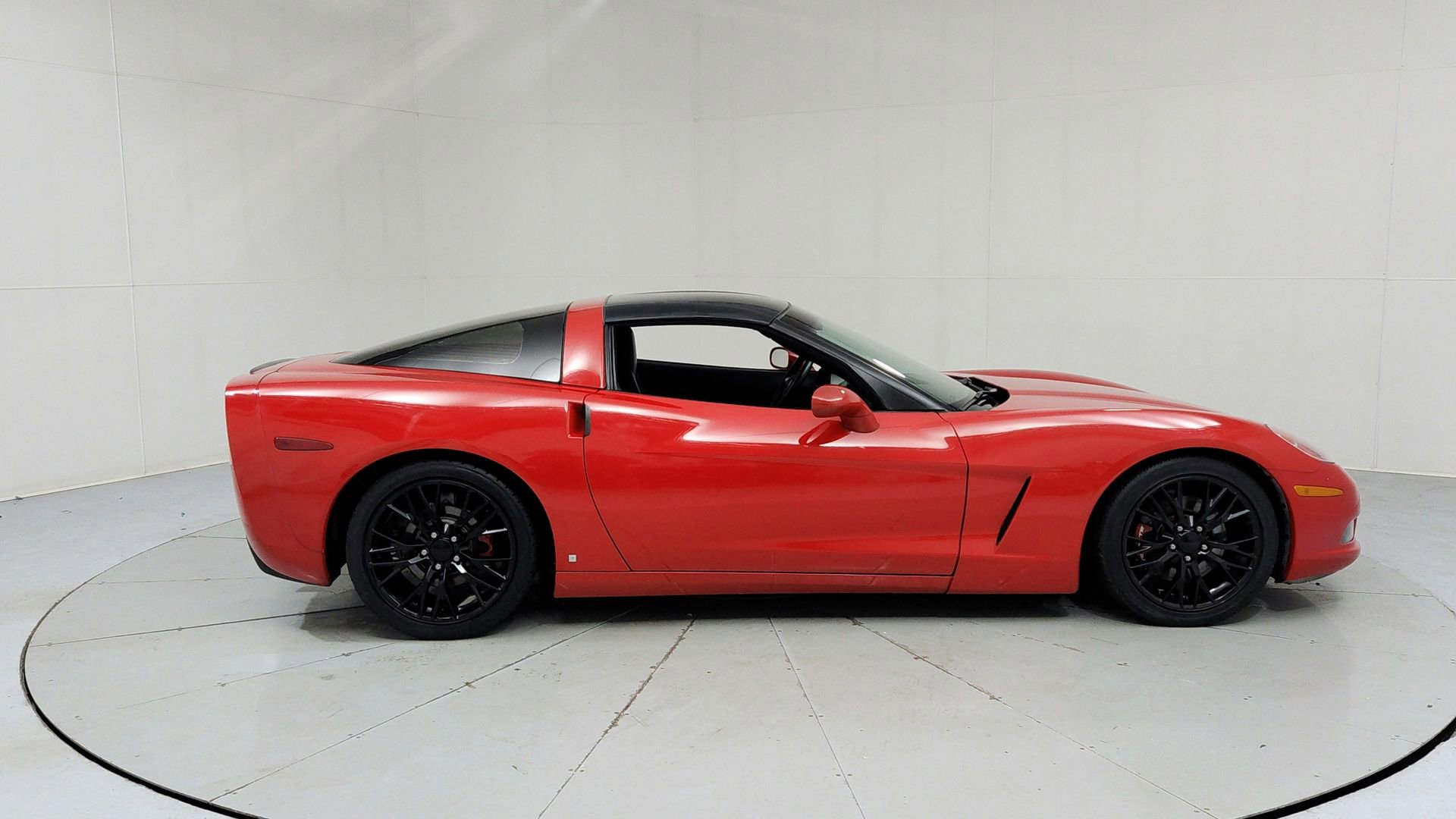 Used 2007 Chevrolet Corvette Coupe w/ Preferred Equipment Group image 6