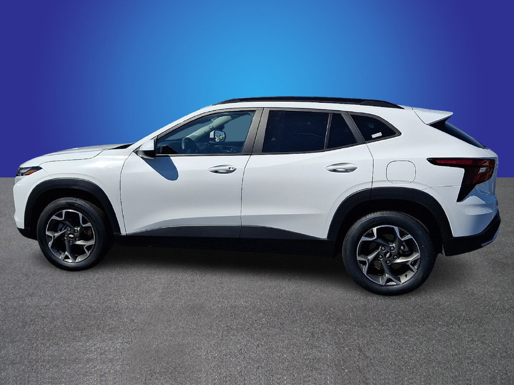 Used 2024 Chevrolet Trax LT FWD image 7