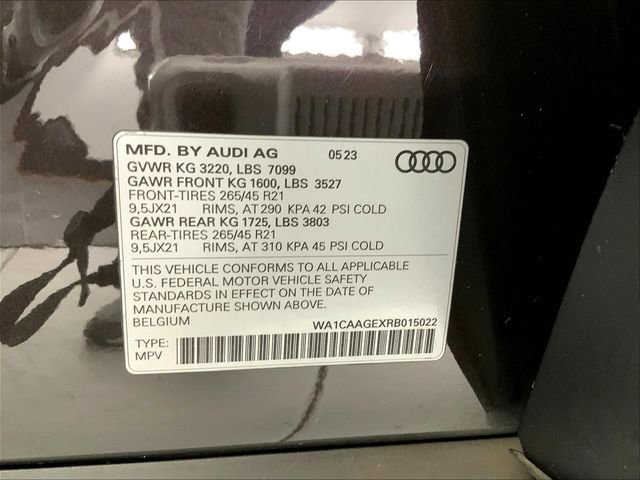 Certified 2024 Audi Q8 e-tron Premium Plus w/ Premium Plus Package image 32