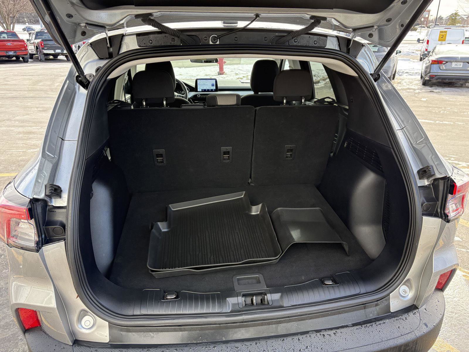 Used 2022 Ford Escape SE w/ Cold Weather Package image 20