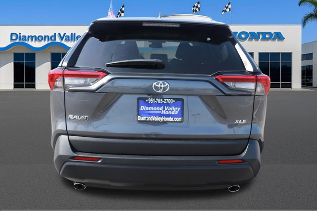 Used 2025 Toyota RAV4 XLE image 5