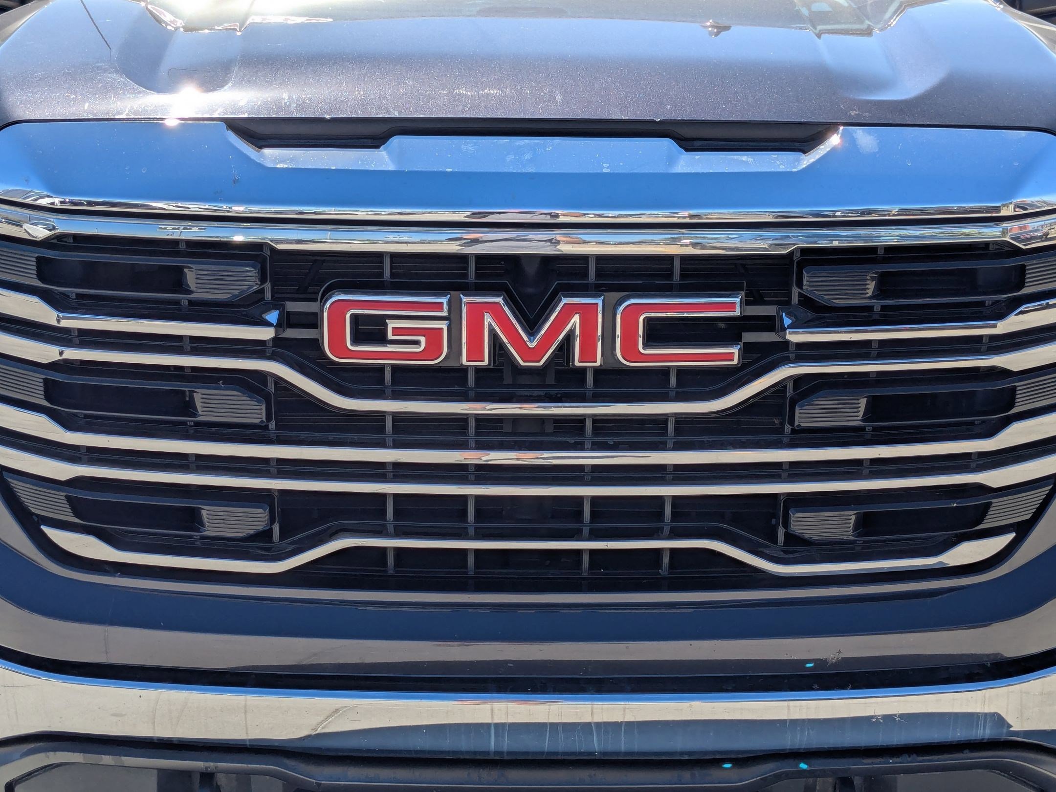 Used 2022 GMC Sierra 1500 SLT w/ X31 Off-Road Package image 10