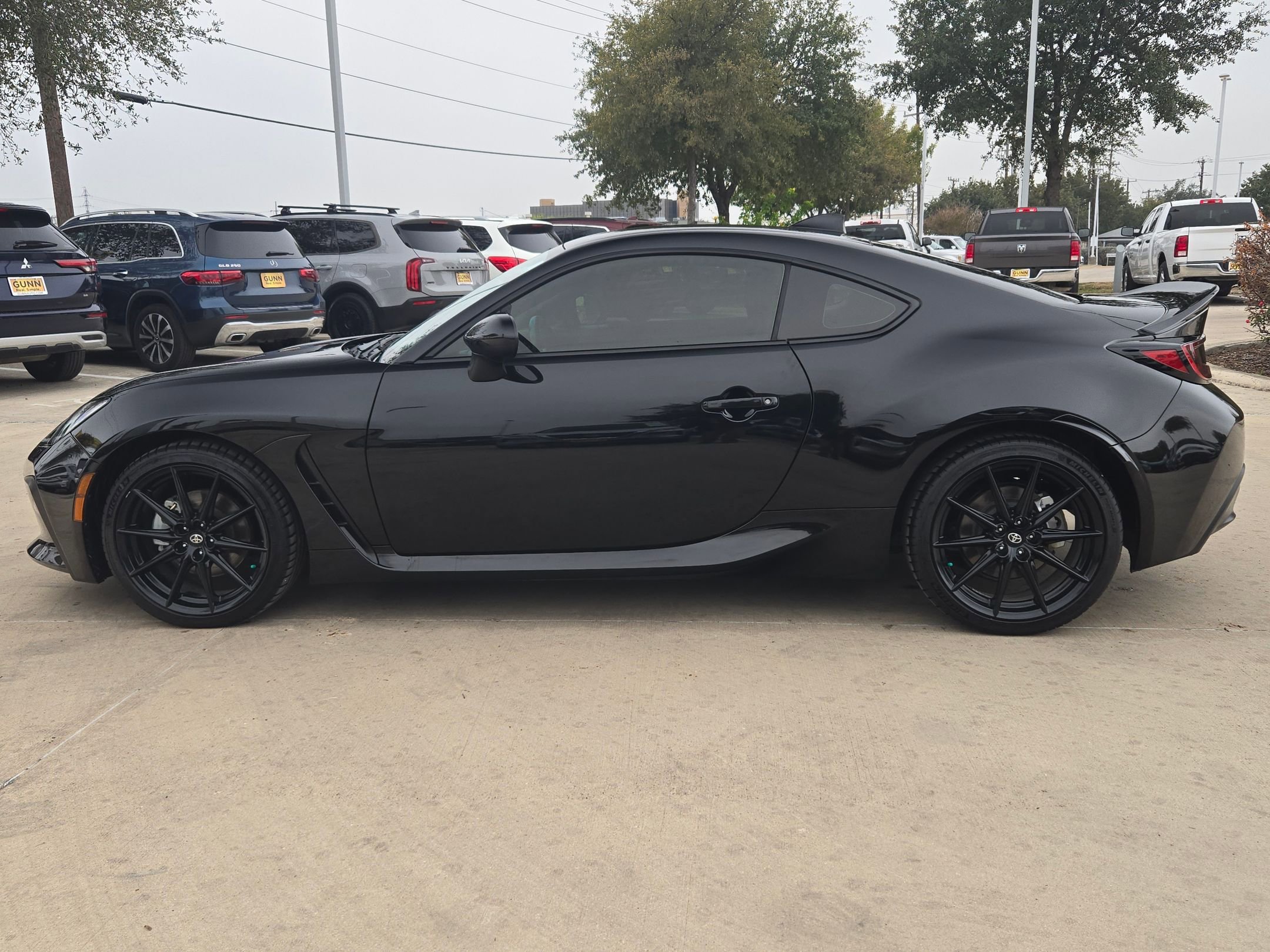 Used 2024 Toyota GR86 Premium image 4