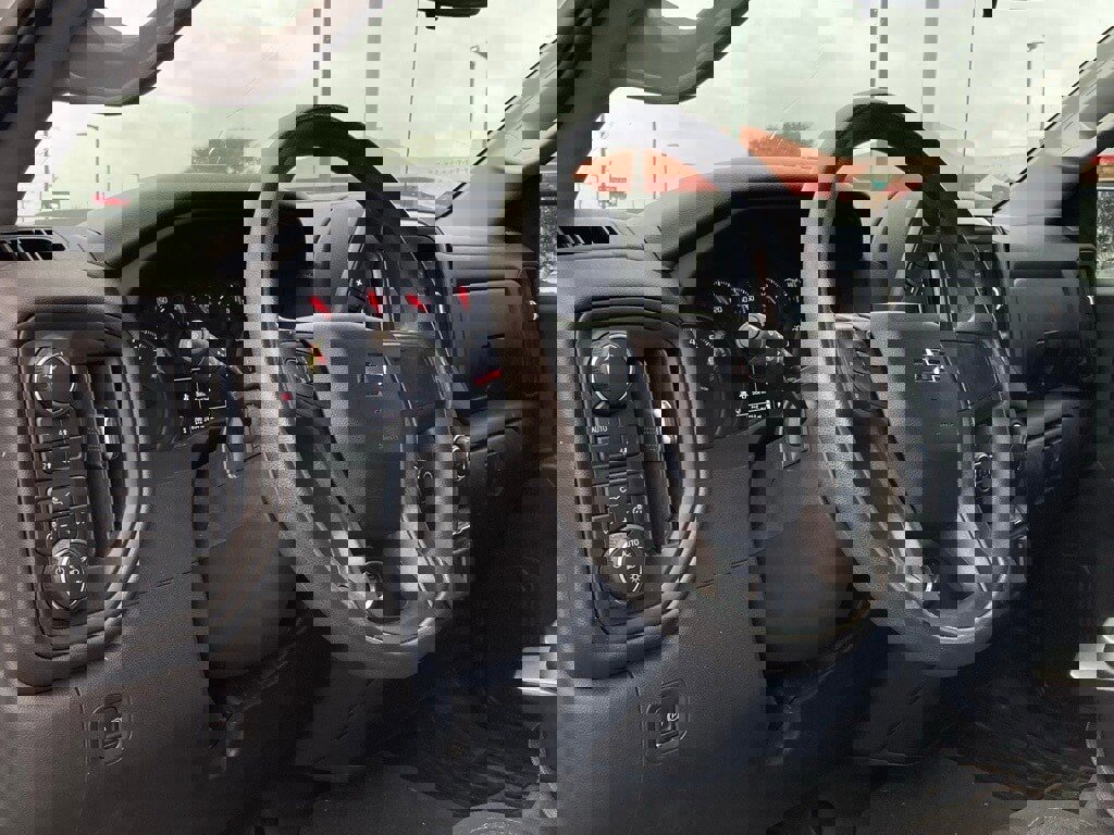 Used 2023 Chevrolet Silverado 1500 Custom Trail Boss w/ LPO, Dark Essentials Package image 9