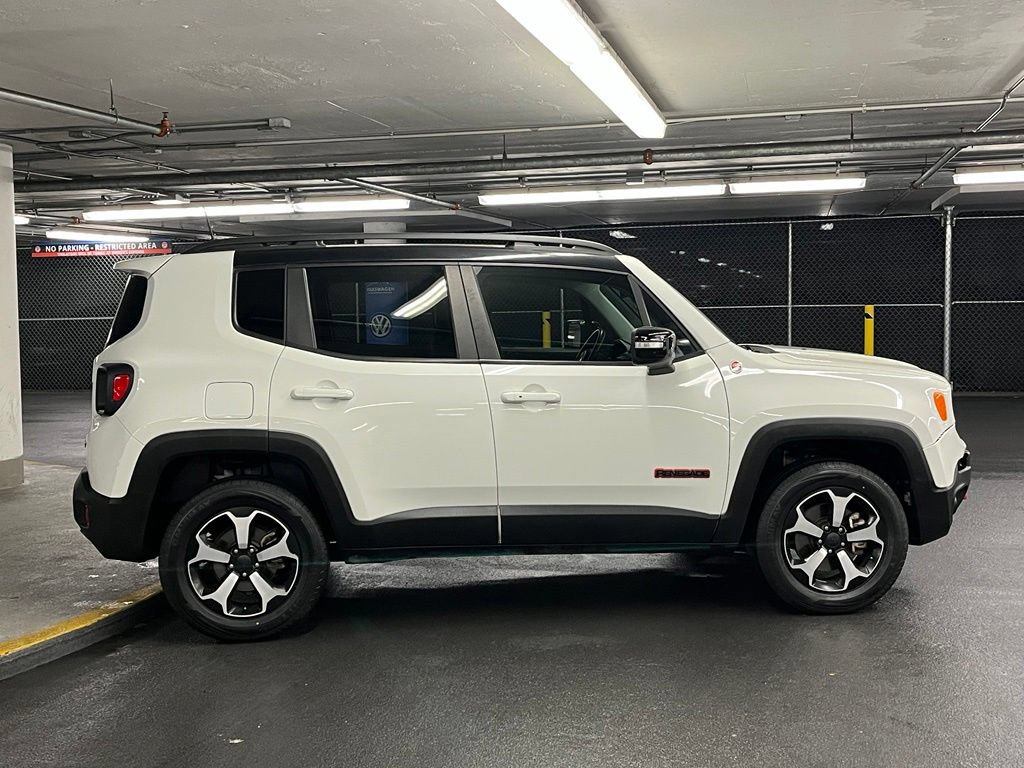 Used 2022 Jeep Renegade Trailhawk w/ Trailer Tow Group AWD/4WD image 36