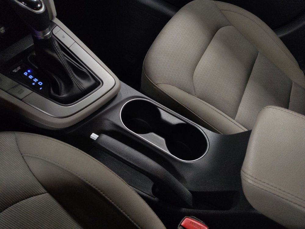 Used 2017 Hyundai Elantra SE w/ SE A/T Tech Package 03 image 26