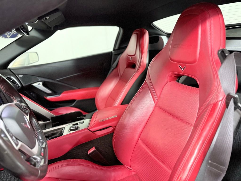 Used 2015 Chevrolet Corvette Z06 w/ 2LZ Preferred Equipment Group image 21