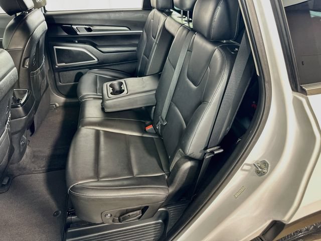 Used 2021 Kia Telluride LX AWD/4WD image 15