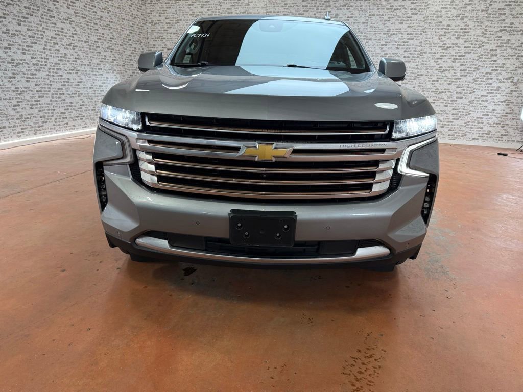 Used 2023 Chevrolet Tahoe High Country image 3