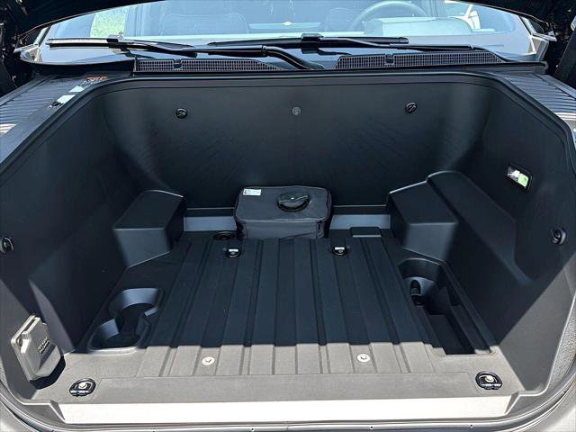 New 2025 GMC Sierra EV Denali image 13