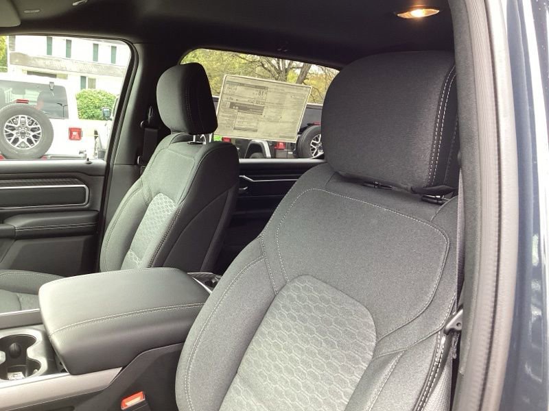 New 2026 RAM 1500 Big Horn AWD/4WD image 25