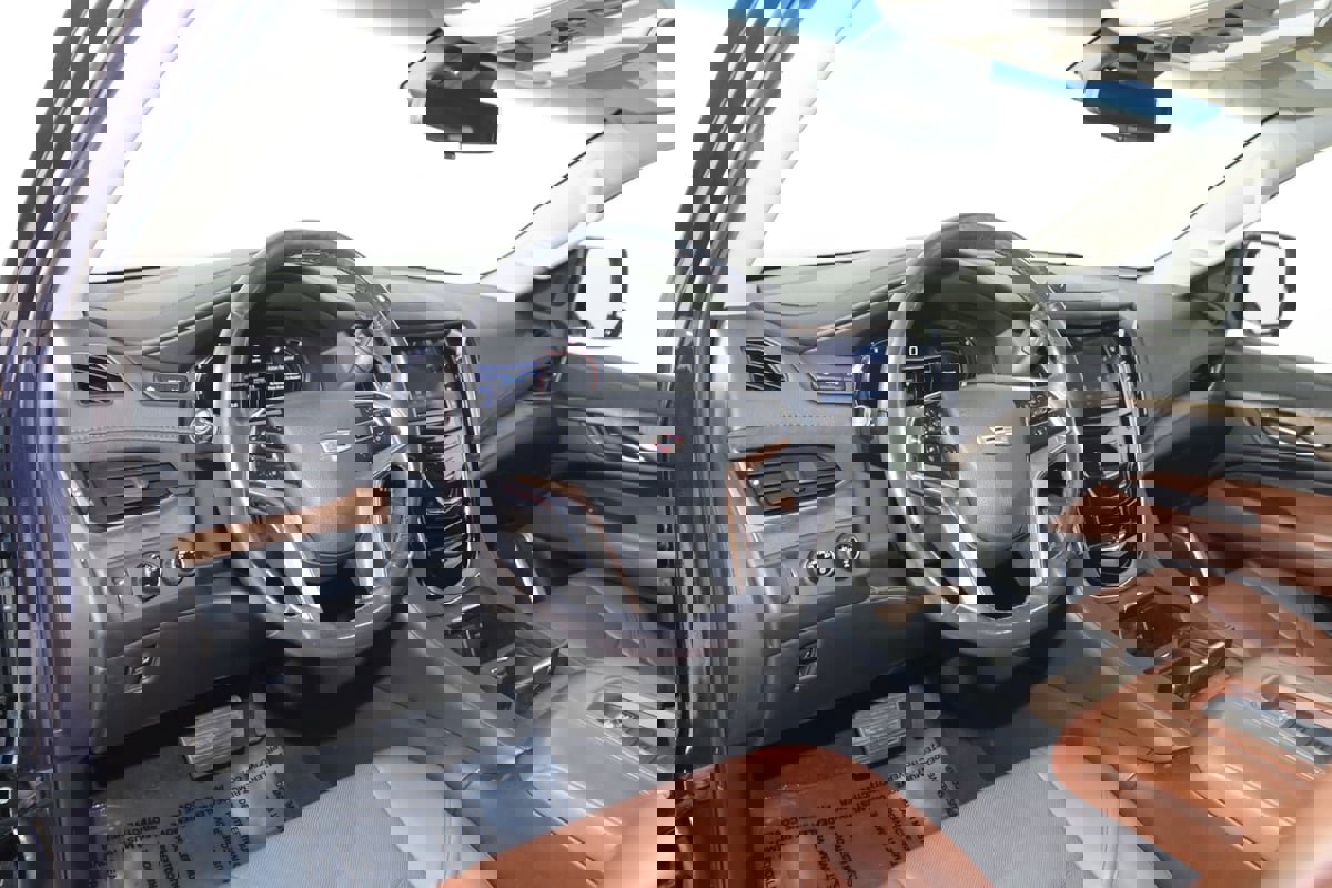 Used 2019 Cadillac Escalade ESV Premium Luxury AWD/4WD image 28