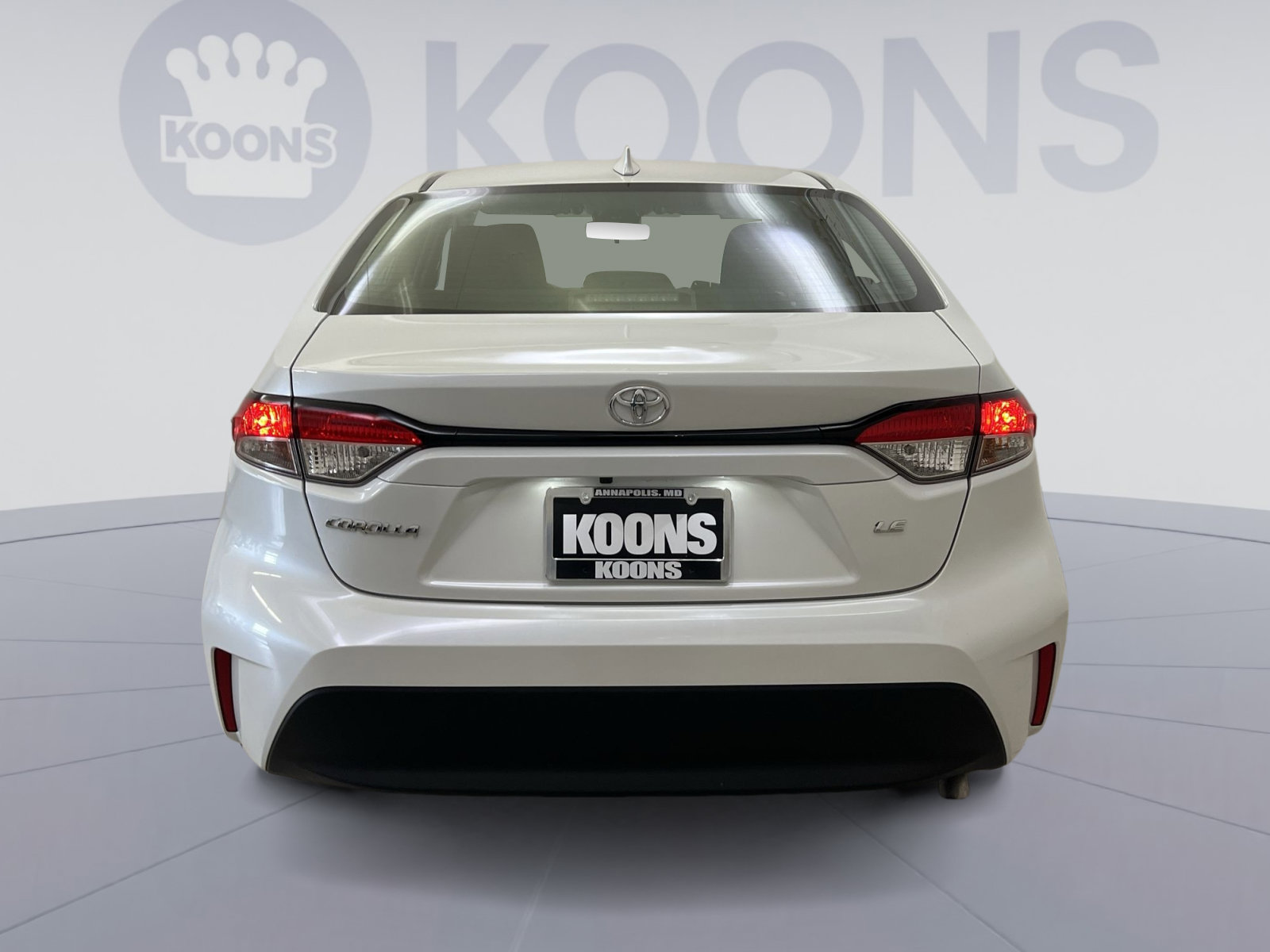 Used 2025 Toyota Corolla LE FWD image 5