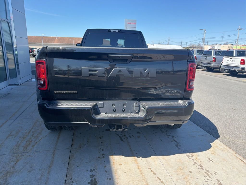 New 2026 RAM 3500 Big Horn AWD/4WD image 9
