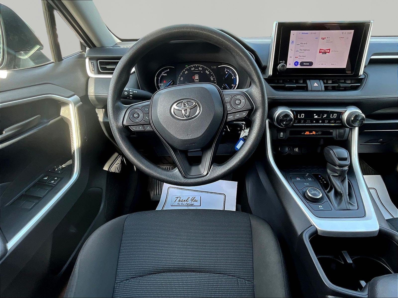 Used 2024 Toyota RAV4 LE AWD/4WD image 8