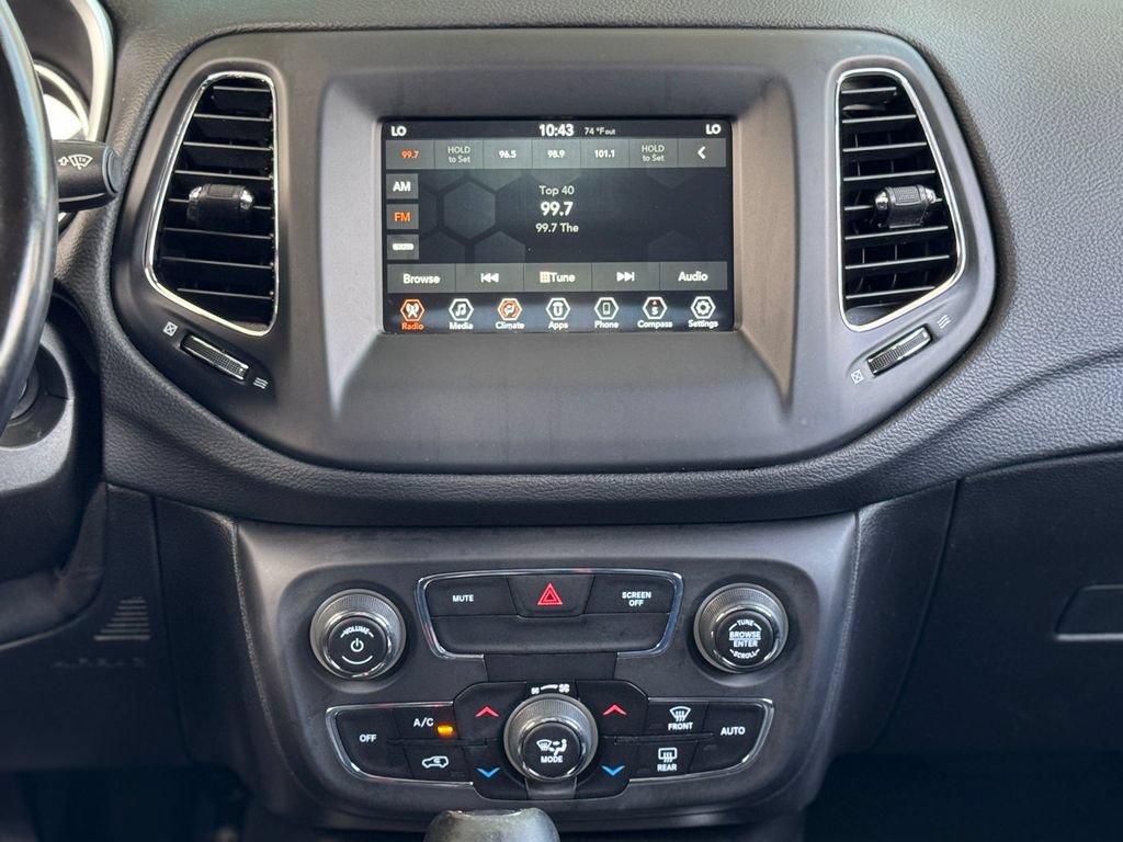 Used 2020 Jeep Compass Latitude AWD/4WD image 20