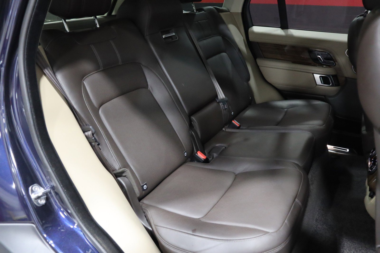 Used 2019 Land Rover Range Rover HSE image 54