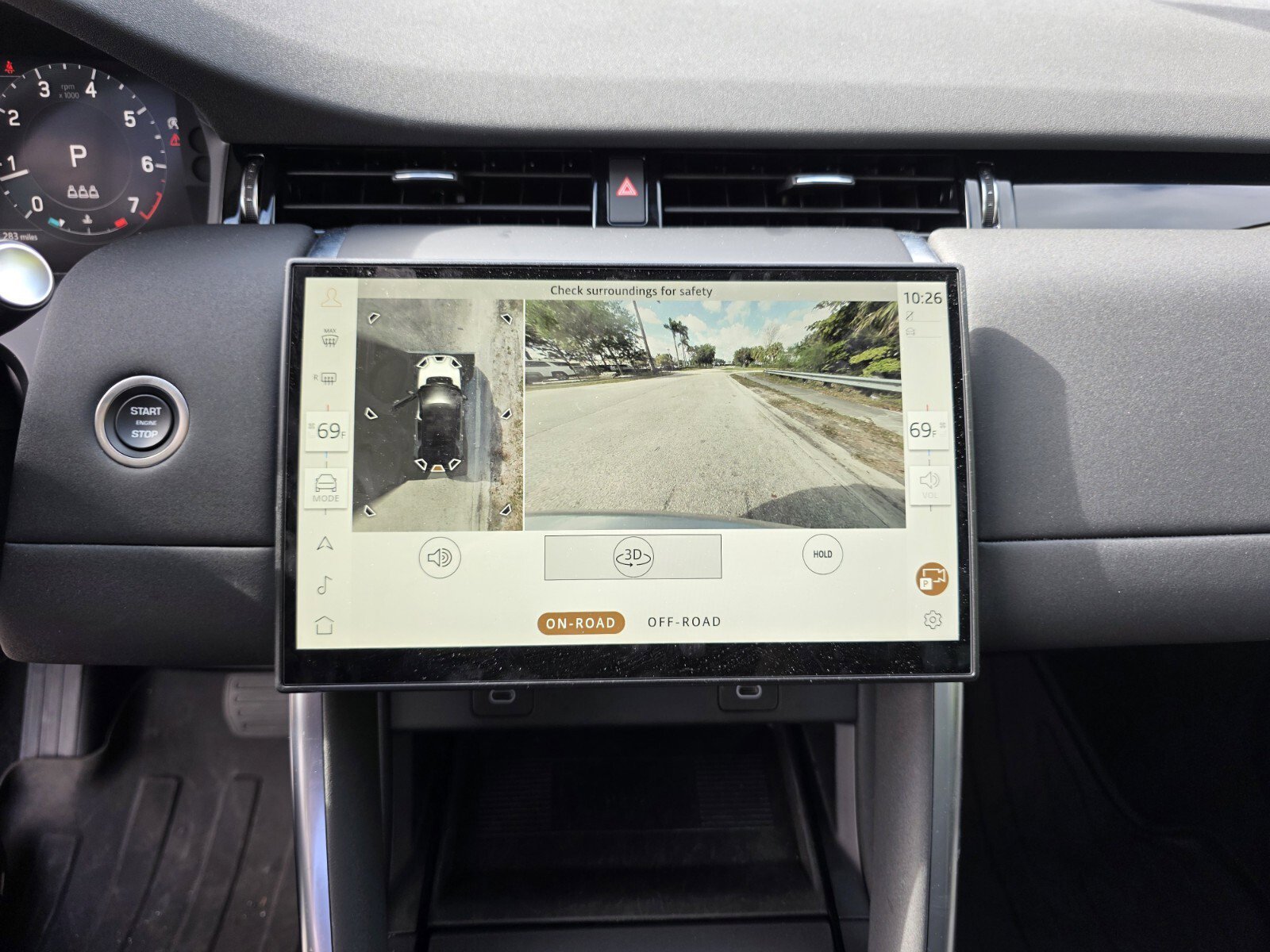 Certified 2025 Land Rover Discovery Sport S image 20
