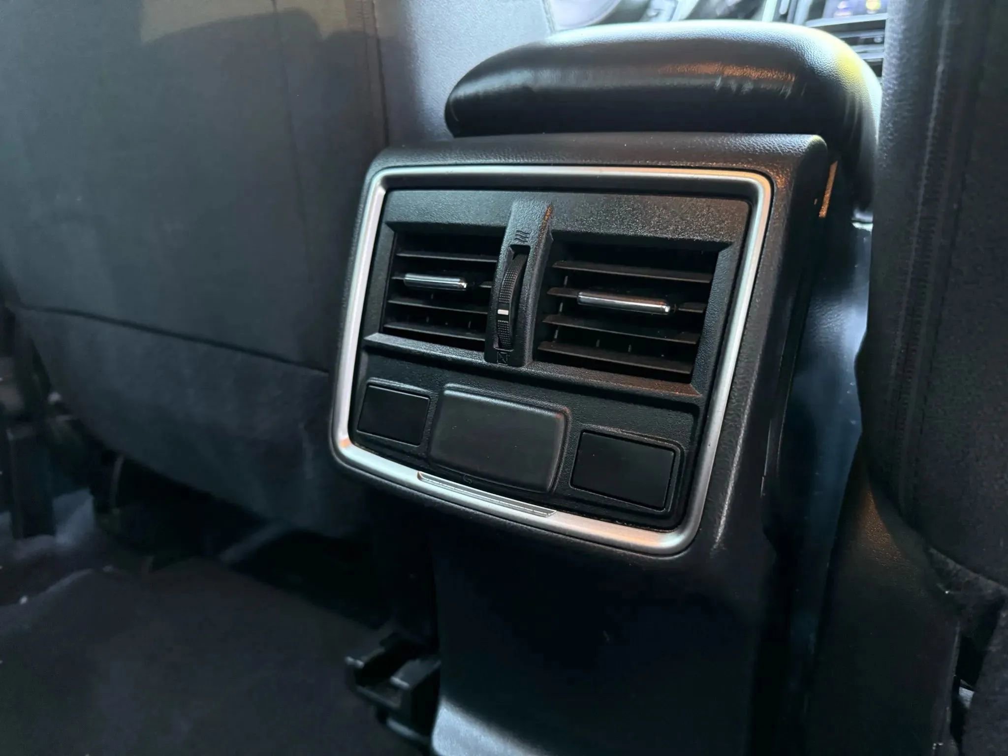 Used 2021 Subaru Forester Premium AWD/4WD image 23