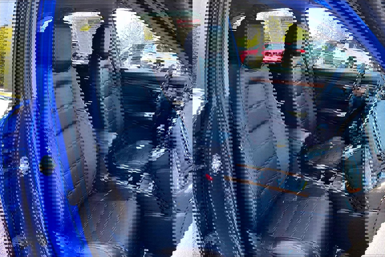 Used 2020 Honda CR-V Touring image 7