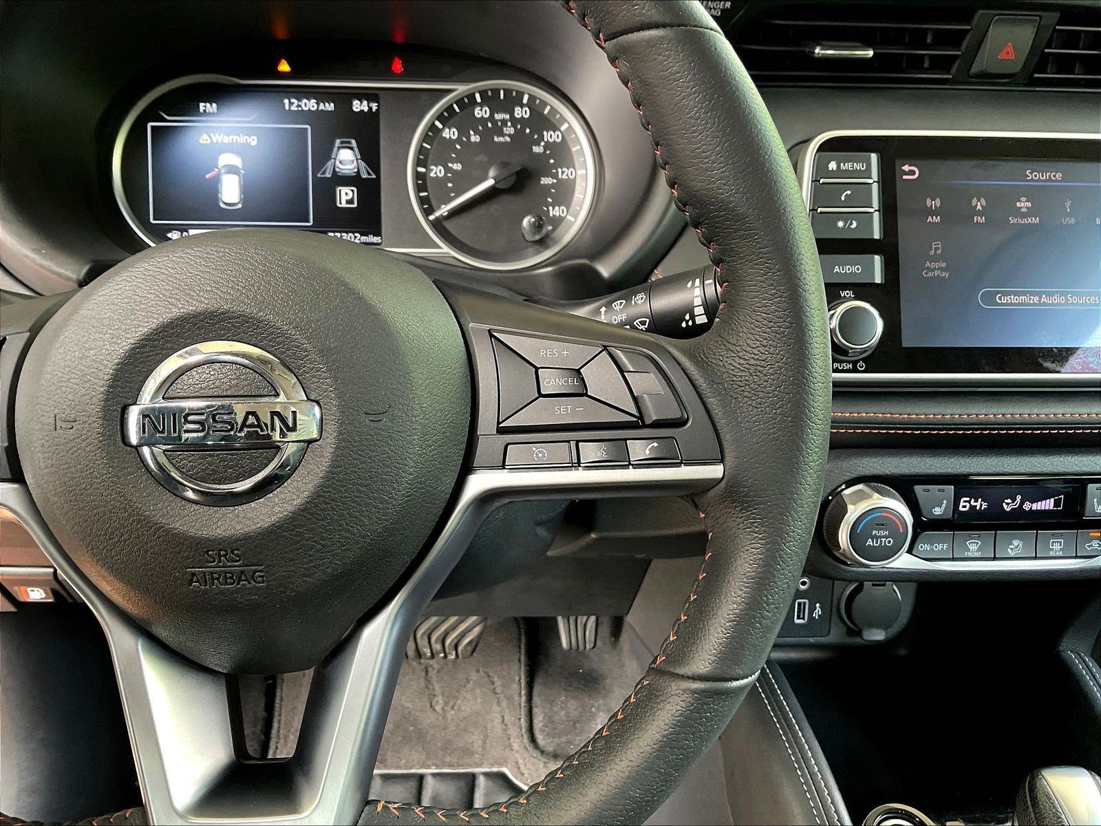 Used 2020 Nissan Kicks SR w/ SR Premium Package FWD image 12