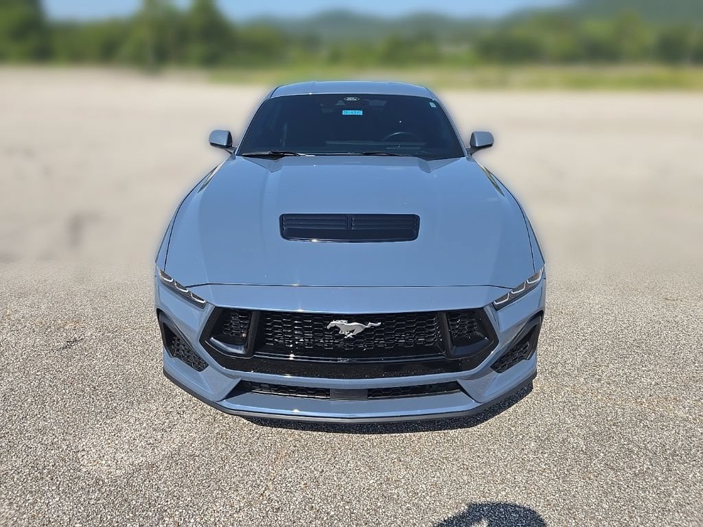 Used 2025 Ford Mustang GT Premium RWD image 8