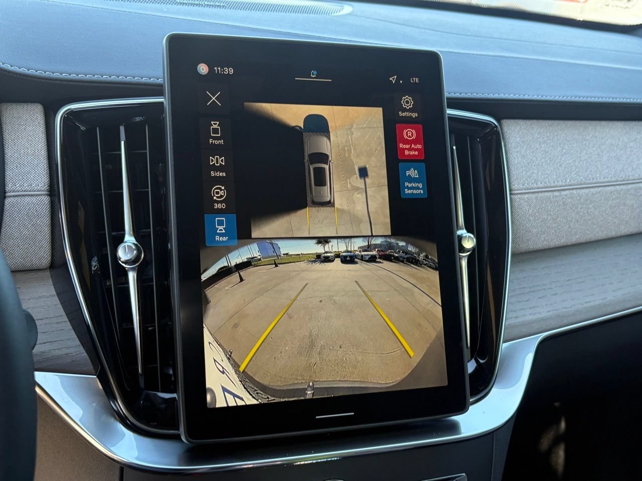 New 2026 Volvo XC90 B6 Plus AWD/4WD image 19