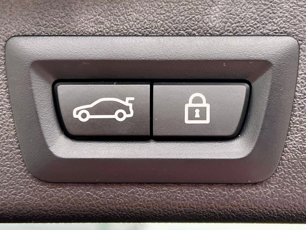 Used 2023 BMW X5 sDrive40i w/ Premium Package image 42