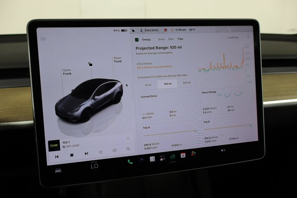 Used 2024 Tesla Model Y Long Range AWD/4WD image 42
