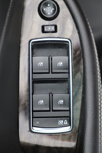 Used 2016 Chevrolet Impala LTZ w/ Enhanced Convenience Package image 14