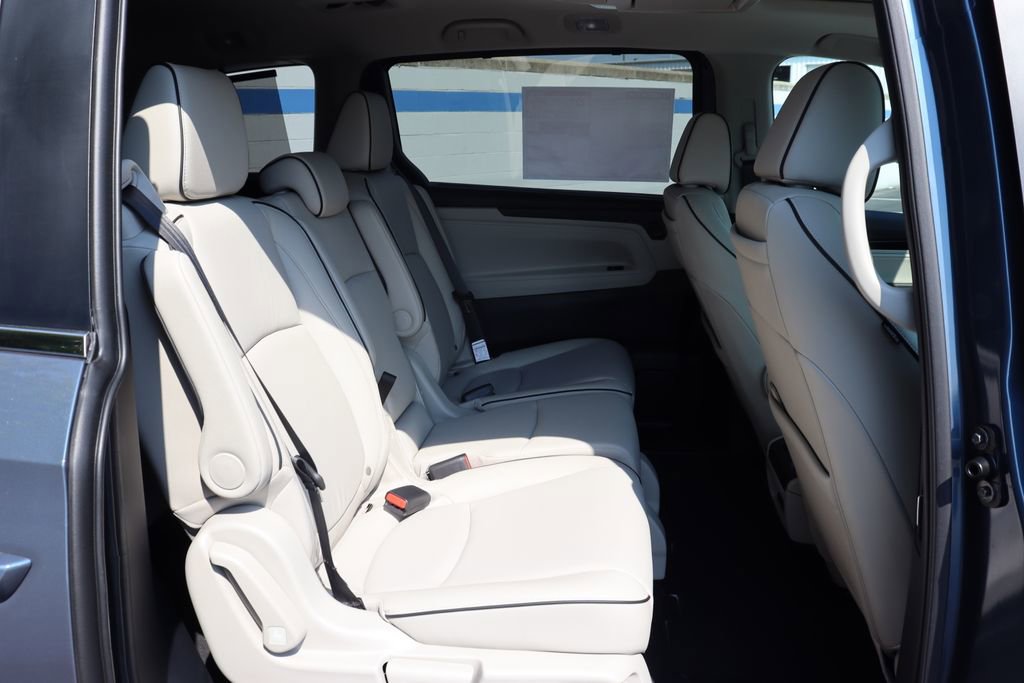 Used 2026 Honda Odyssey Touring image 14