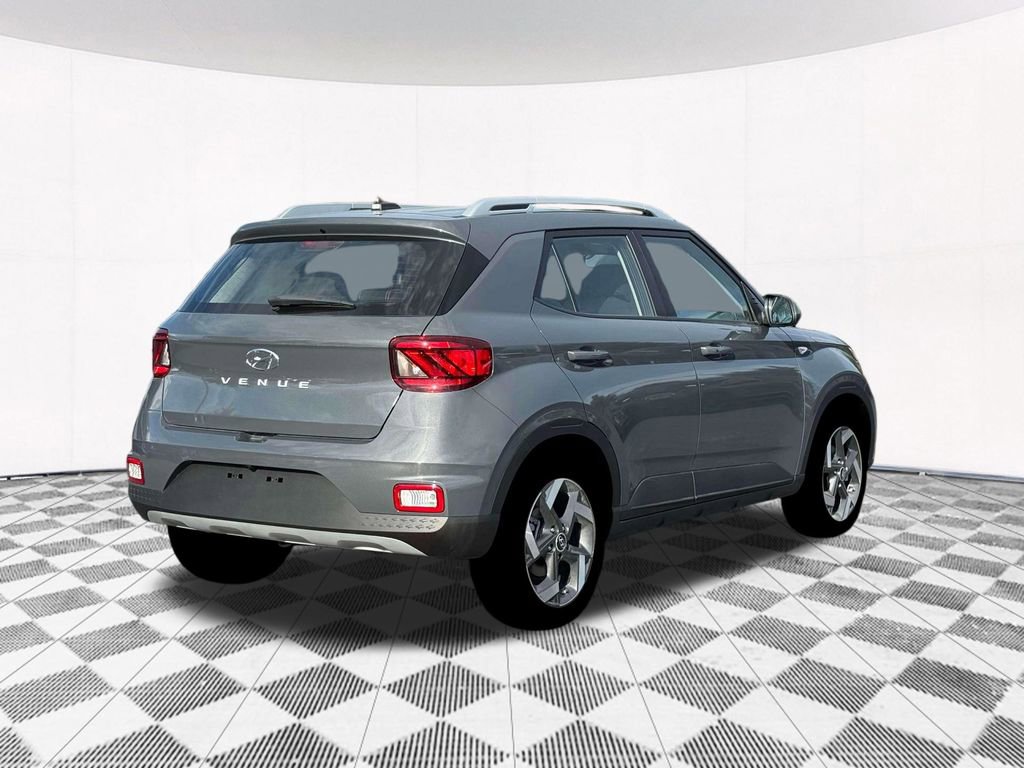 New 2026 Hyundai Venue SEL FWD image 11