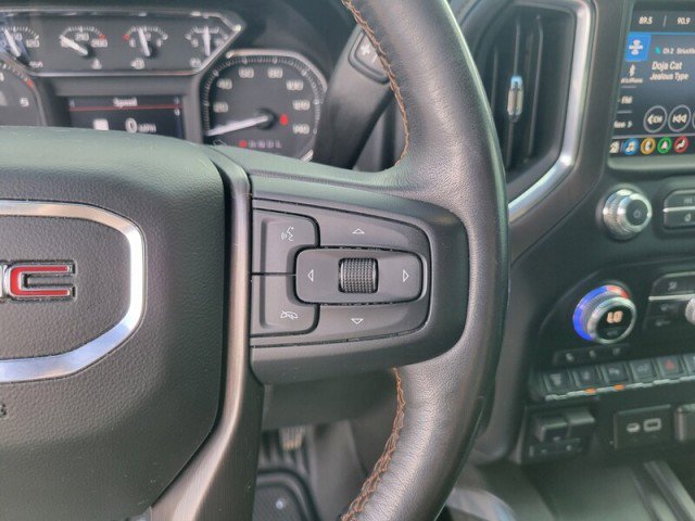 Used 2022 GMC Sierra 2500 AT4 w/ AT4 Preferred Package image 17