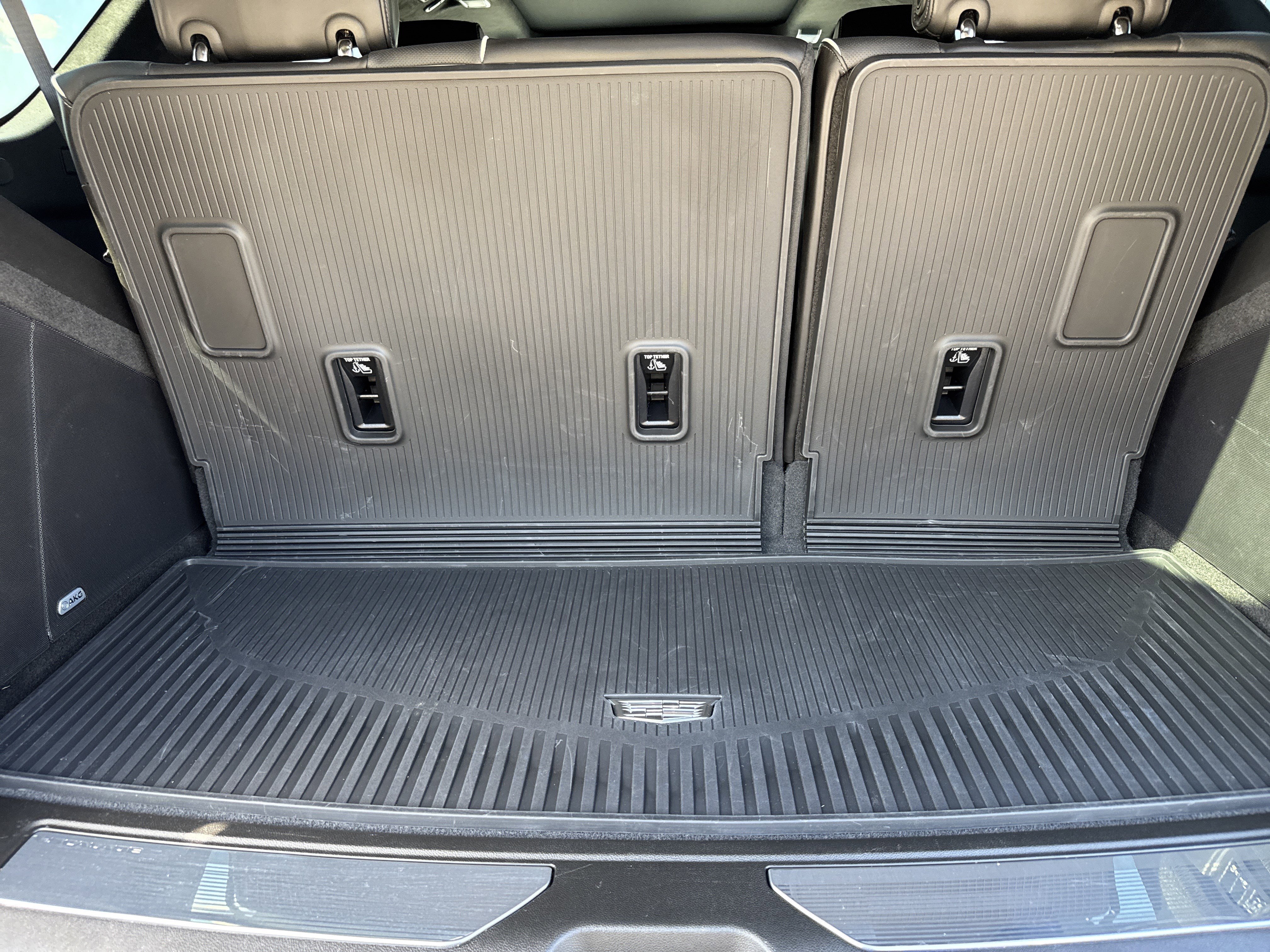 Used 2025 Cadillac Escalade Sport Platinum w/ LPO, ONYX Package image 37