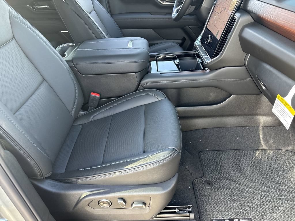 New 2026 GMC Yukon XL Denali AWD/4WD image 28