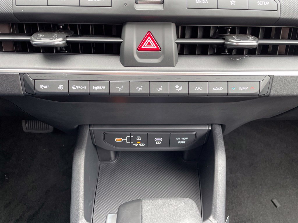 New 2026 Kia K4 FWD image 22