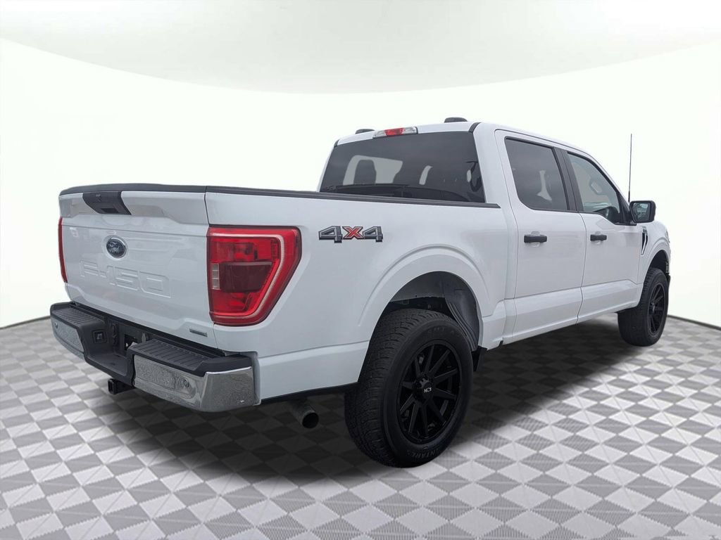 Used 2023 Ford F150 XLT image 3