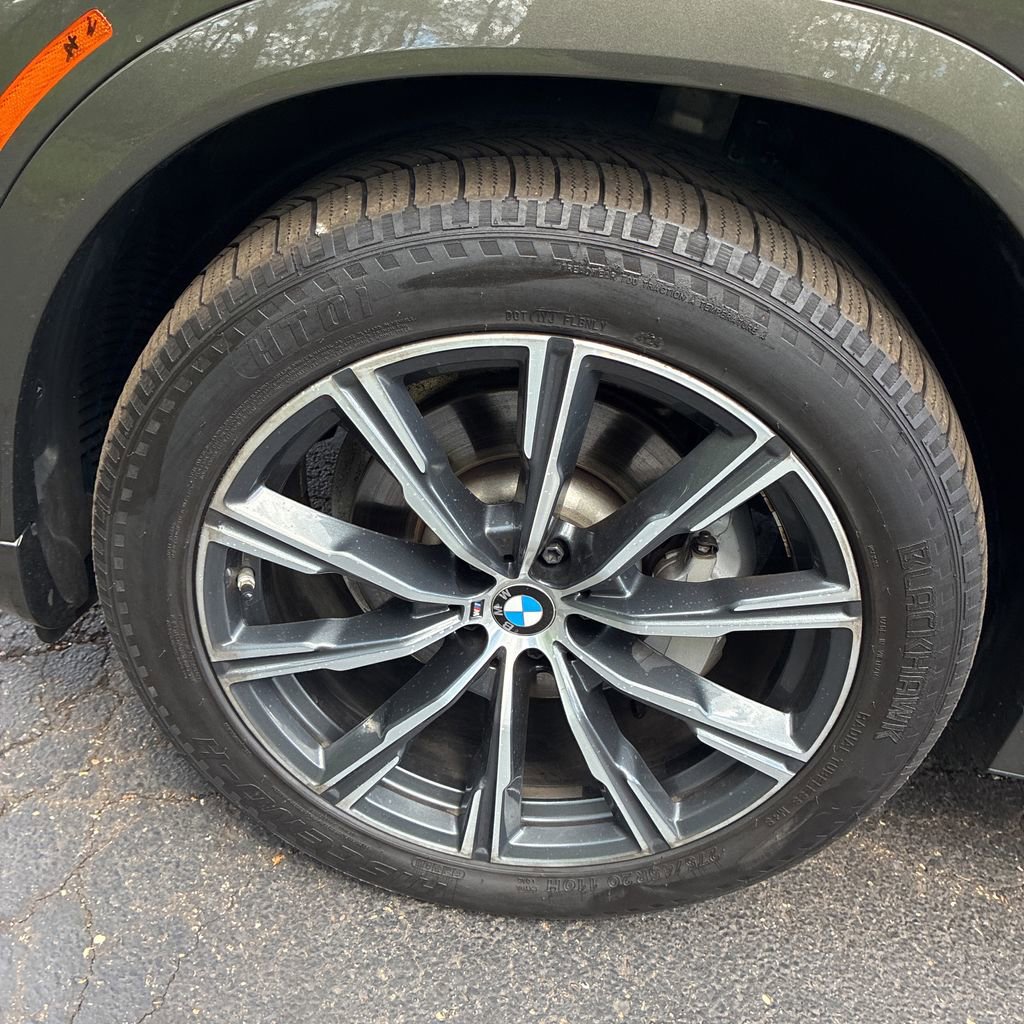 Used 2023 BMW X6 xDrive40i w/ M Sport Package AWD/4WD image 12