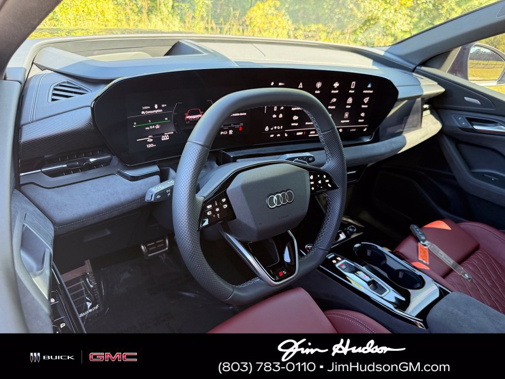 Used 2025 Audi SQ6 e-tron Prestige AWD/4WD image 4