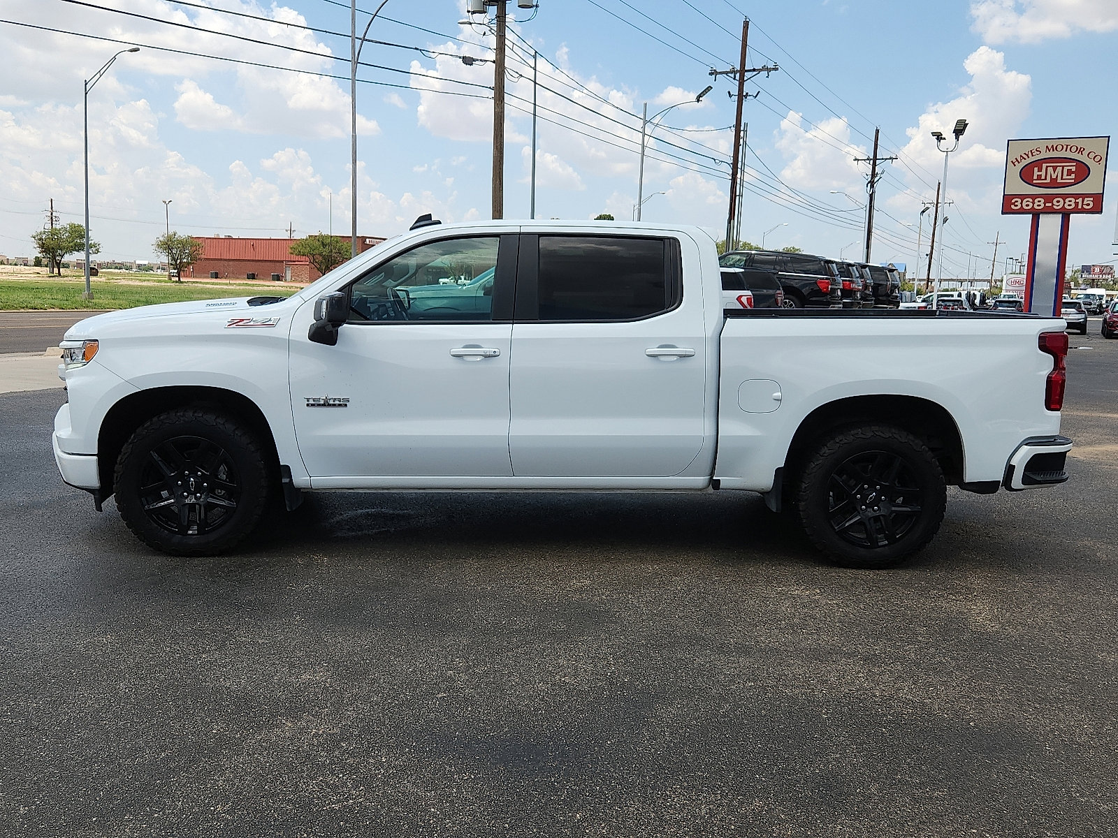 Used 2023 Chevrolet Silverado 1500 RST w/ Texas Edition Plus image 2