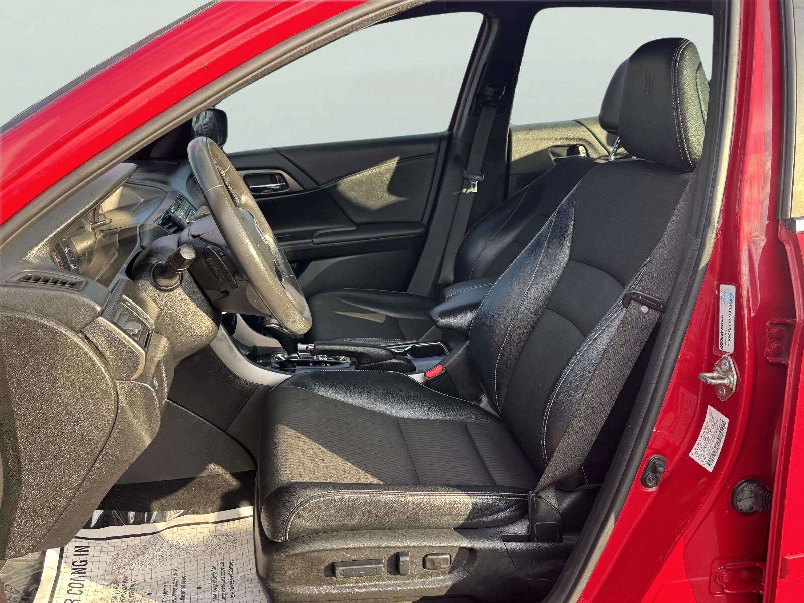Used 2016 Honda Accord Sport image 16