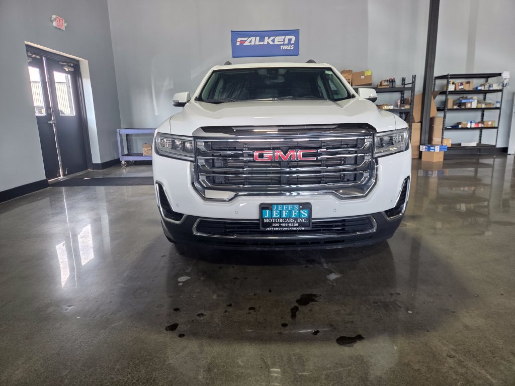 Used 2023 GMC Acadia SLE w/ Driver Convenience Package FWD image 2